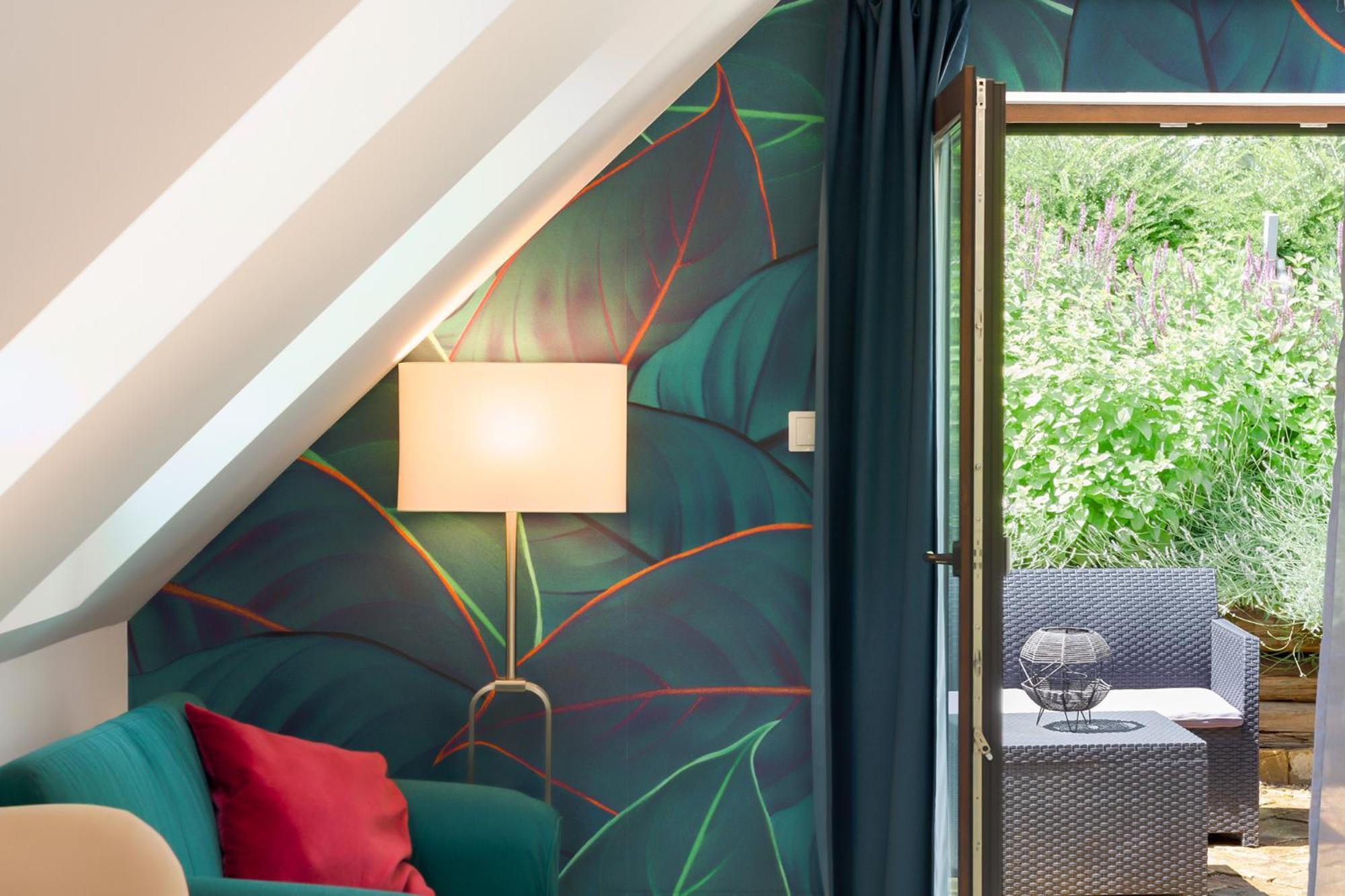 Monbuhim Comfort Veszprém Exteriör bild